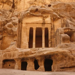 Giordania: tra le meraviglie di Petra e il Mar Rosso - Giorno 8: Piccola Petra e Ritorno ad Amman