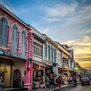 Thailandia: tra templi dorati e Phi Phi Island - Giorno 10: Phuket: cultura costiera & old town